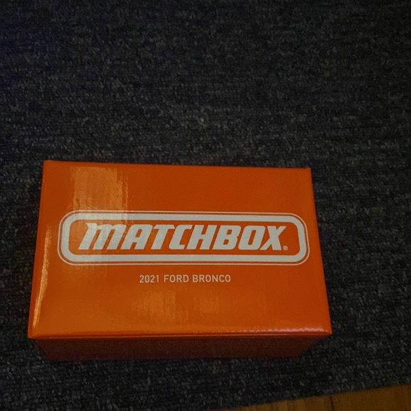 matchbox 2021 ford bronco - Picture 2 of 4